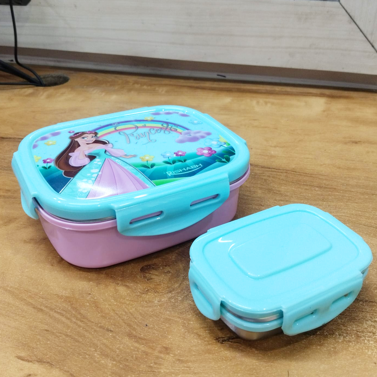 Rishabh Auraa Small DLX Lunchbox