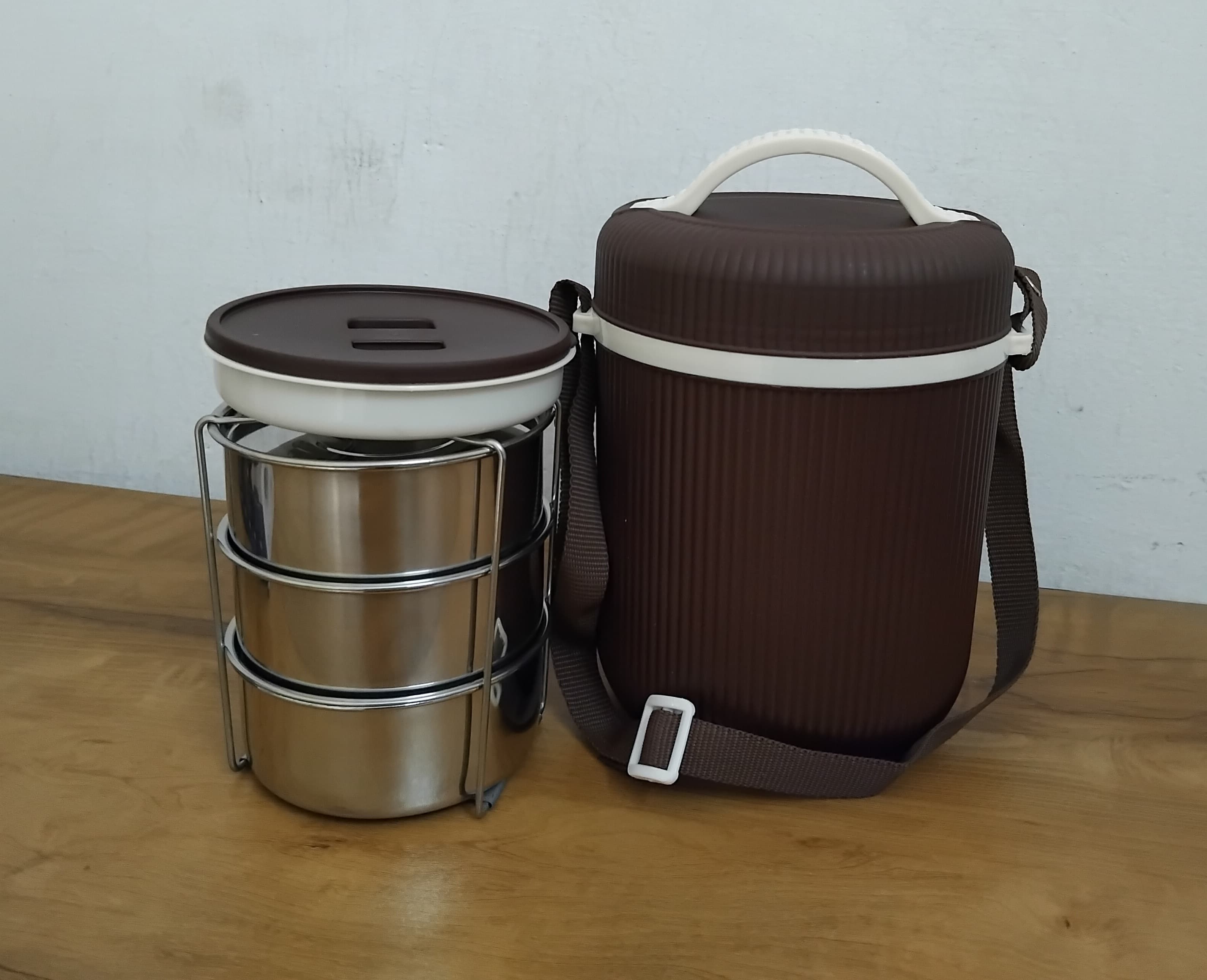 Rishabh Smart Line 3 Lunch Box Steel Insulated Lunch Box Pack Of 1