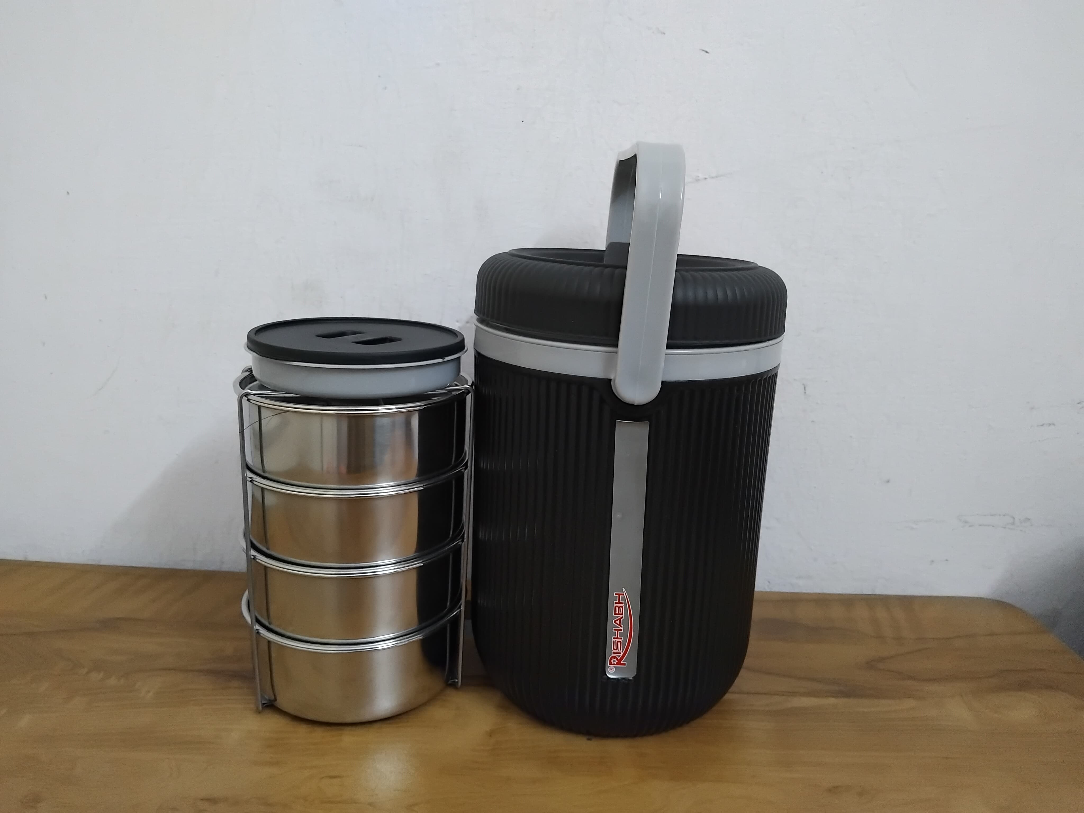 Rishabh Slavia 4 Lunch Box 4 Stainless Steel Container Box Pack Of 1